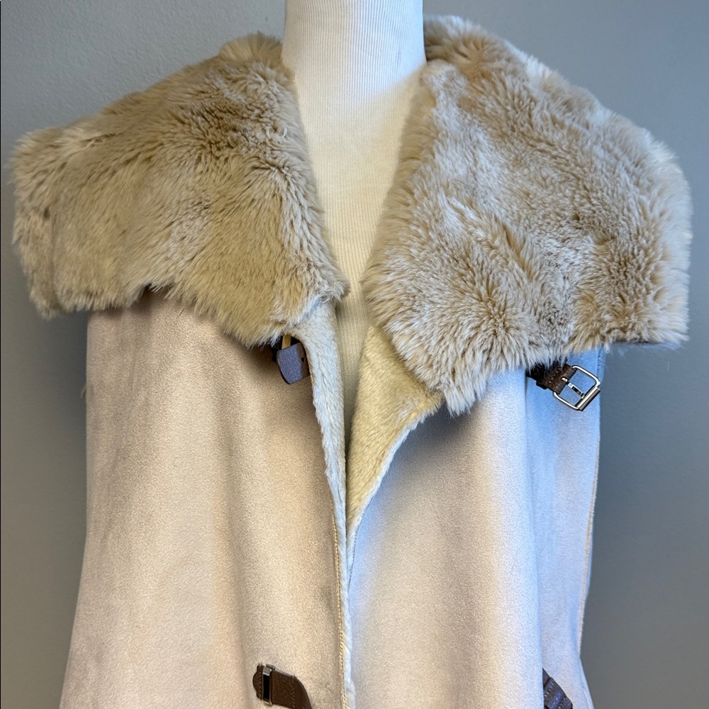 Calvin Klein Faux Fur Shearling Vest Beige Open Front M - Picture 3 of 9